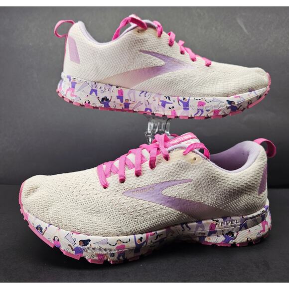 Brooks Women 7 Comfy footwear - Picture 1 of 11
